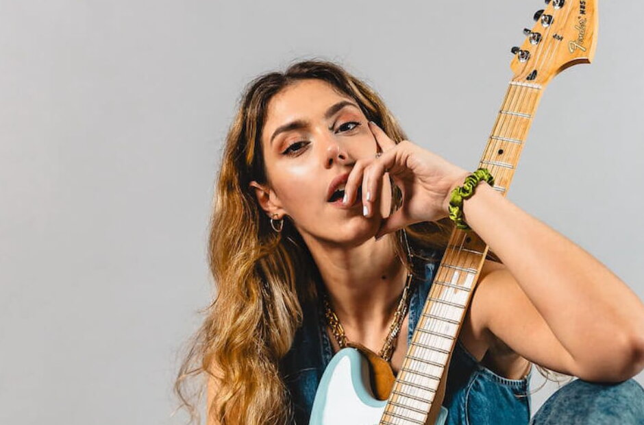 Unpacking Indie Shay Lewis